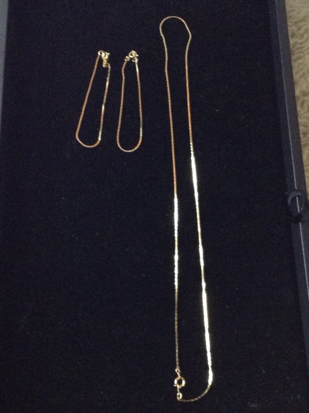 NWOT 2 Bracelets/1 Necklace Goldtone Costume Jewelry Kidcore Great Gift for kids